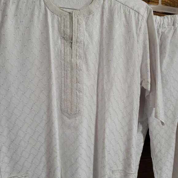 Men's White Polish lace 2 piece Dashiki set - Picture 5 of 10